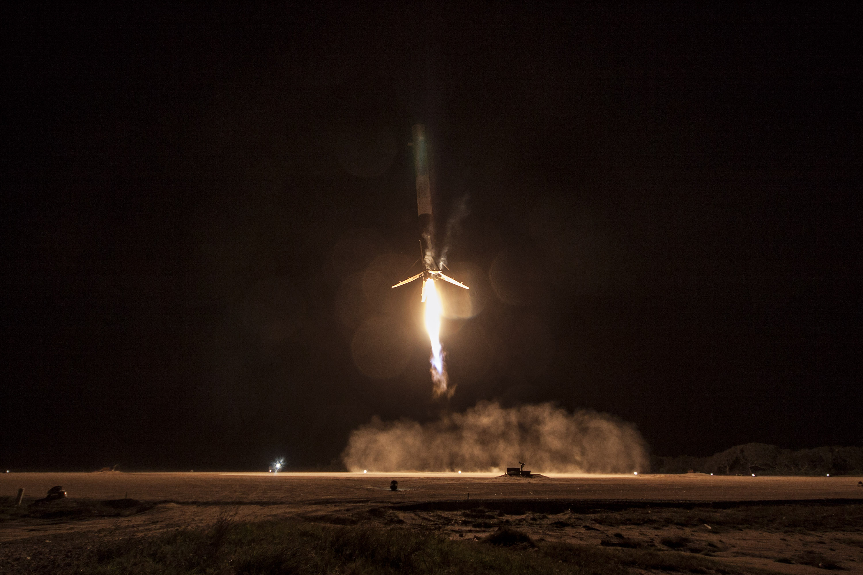 Orbcomm-2 comes in for its first, shaky, successful landing